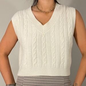 Sweater vest - creme - from Brooklyn shop - size xs/s